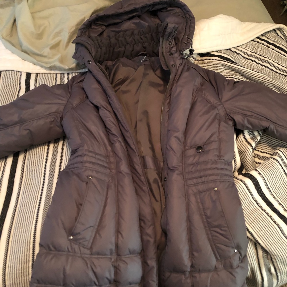 Jessie G. Winter coat. Gray. Size small